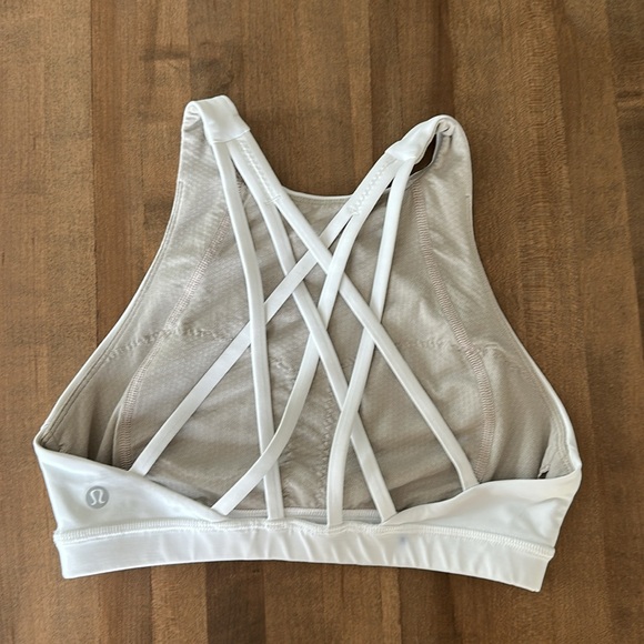 Lululemon Free To Be Serene Bra *High Neck - Picture 4 of 7